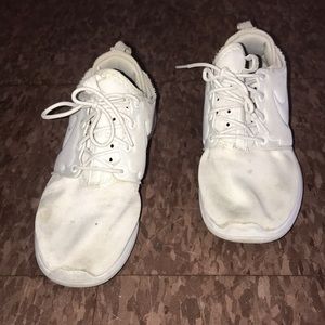 White Nike Roshes Running Shoes women